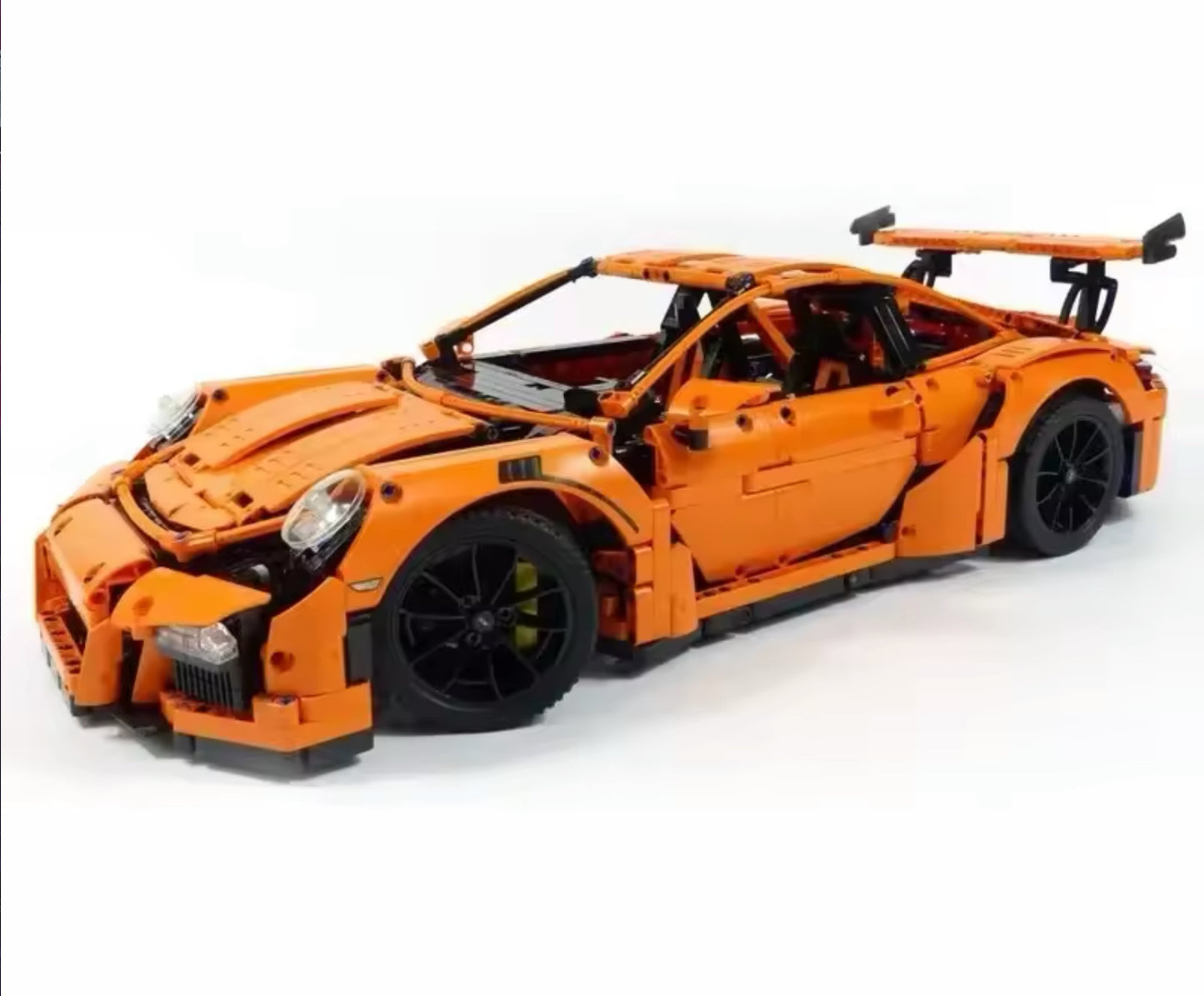 A. Porsche 911 GT3 RS ل ي ج و
