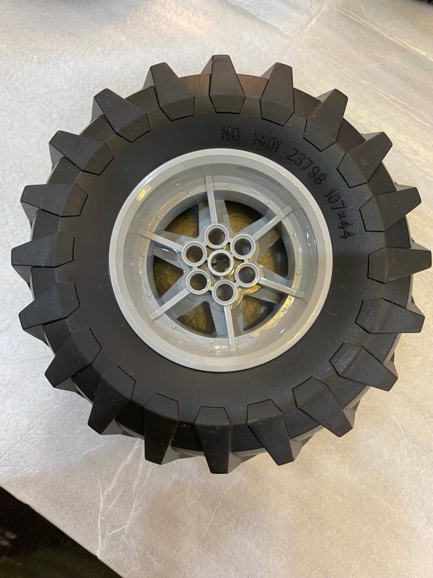 B Wheels عجل ليجو