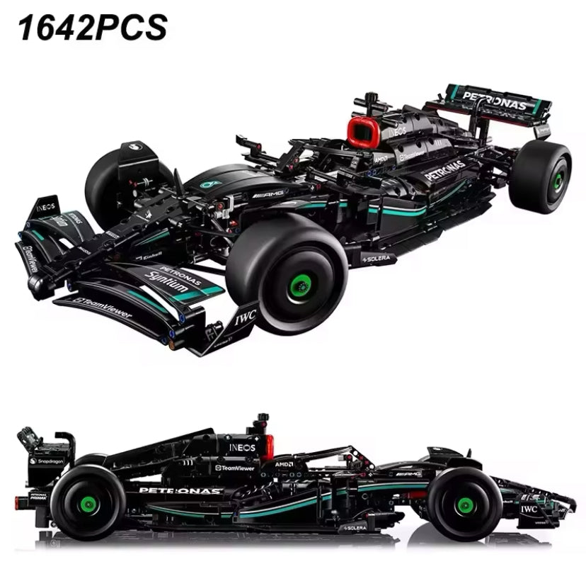 A. Mercedes-AMG F1 E Performance
( 1642 pcs )