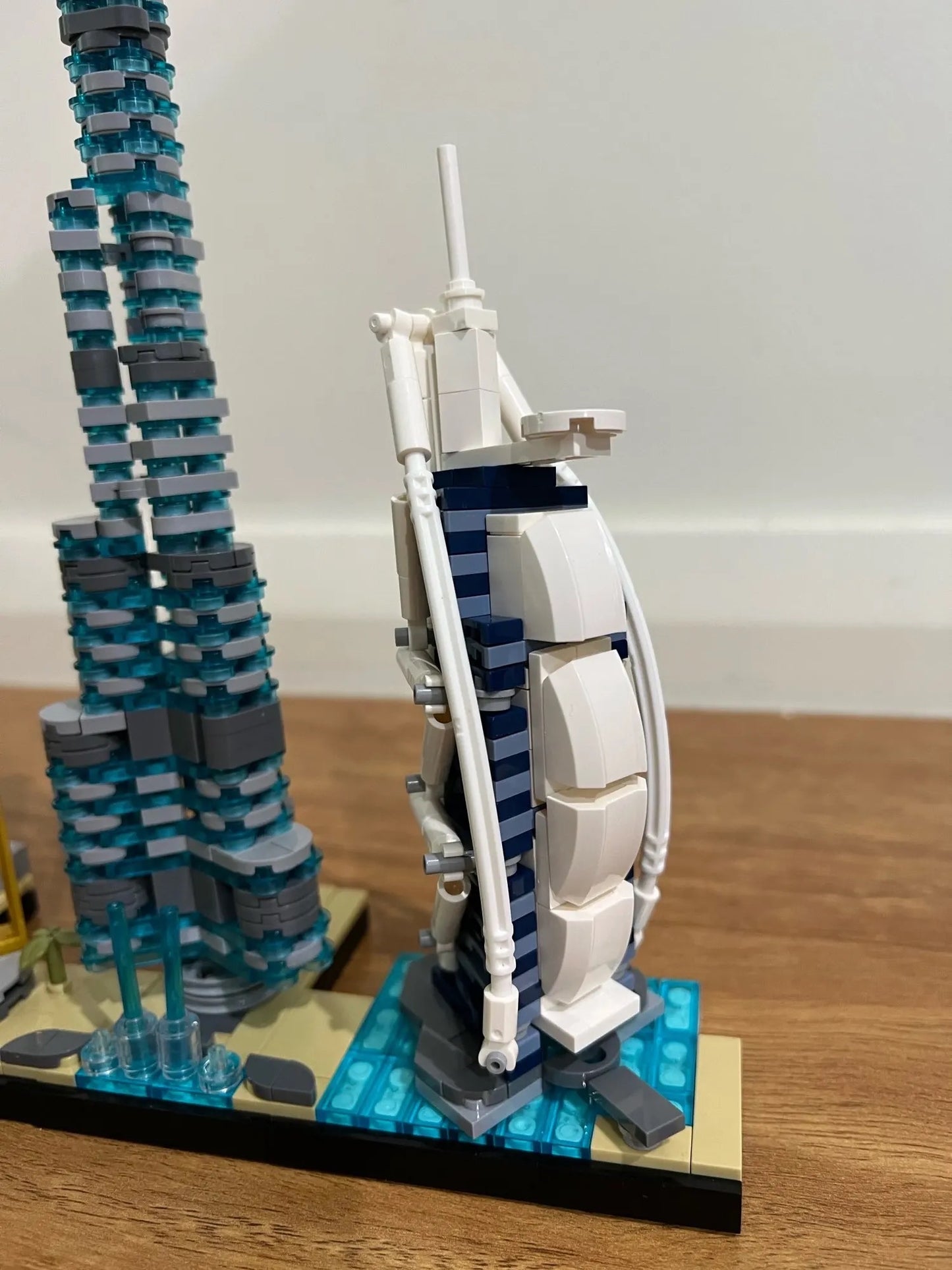 B. Architecture Dubai ل ي ج و