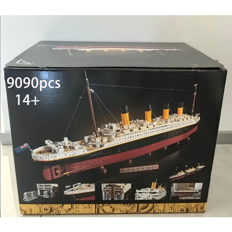 A Titanic Ship 9090pcs Compatible 10294 ( NEW IN ) ل ي ج و