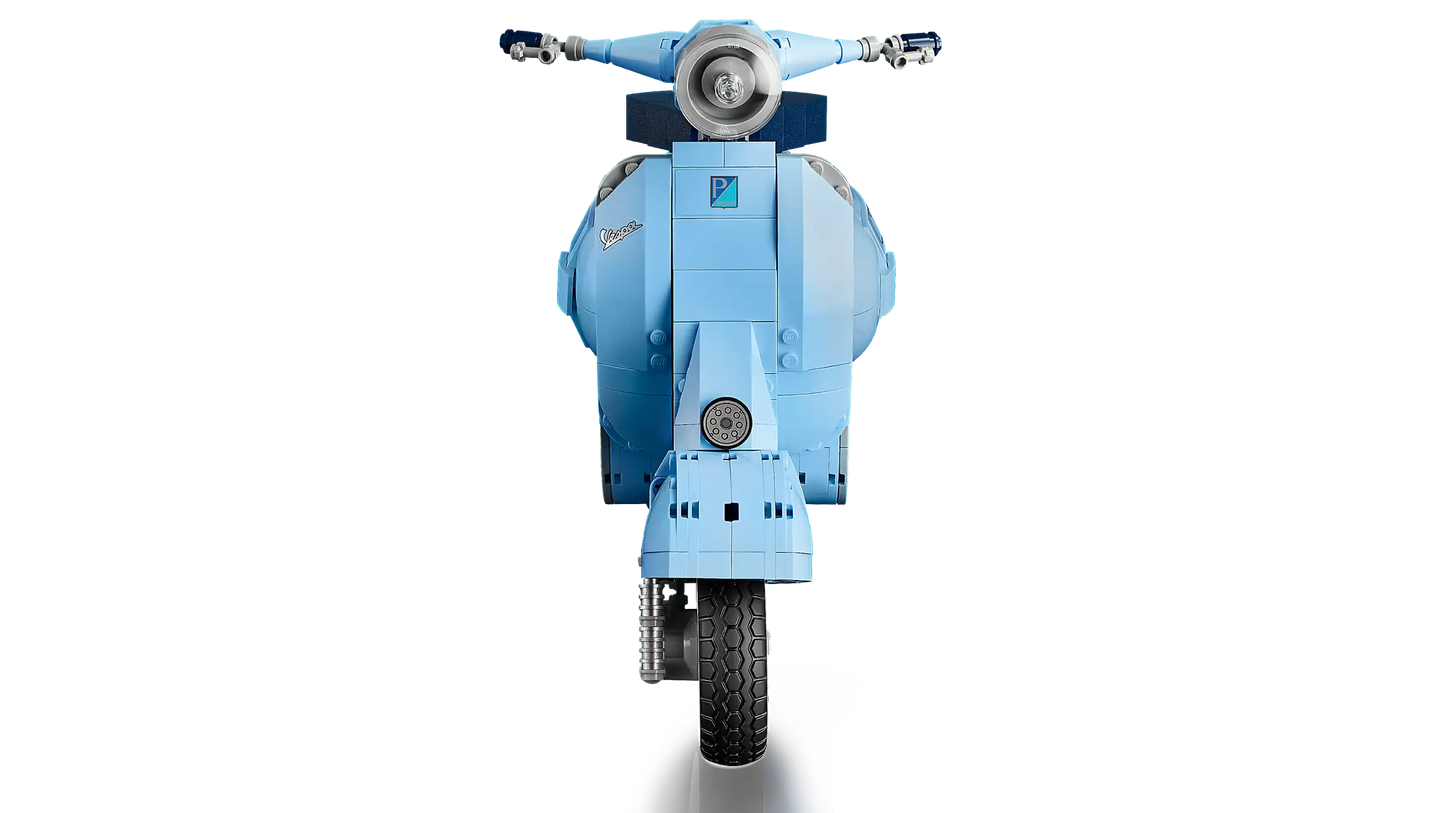 A Vespa 125 ليجو