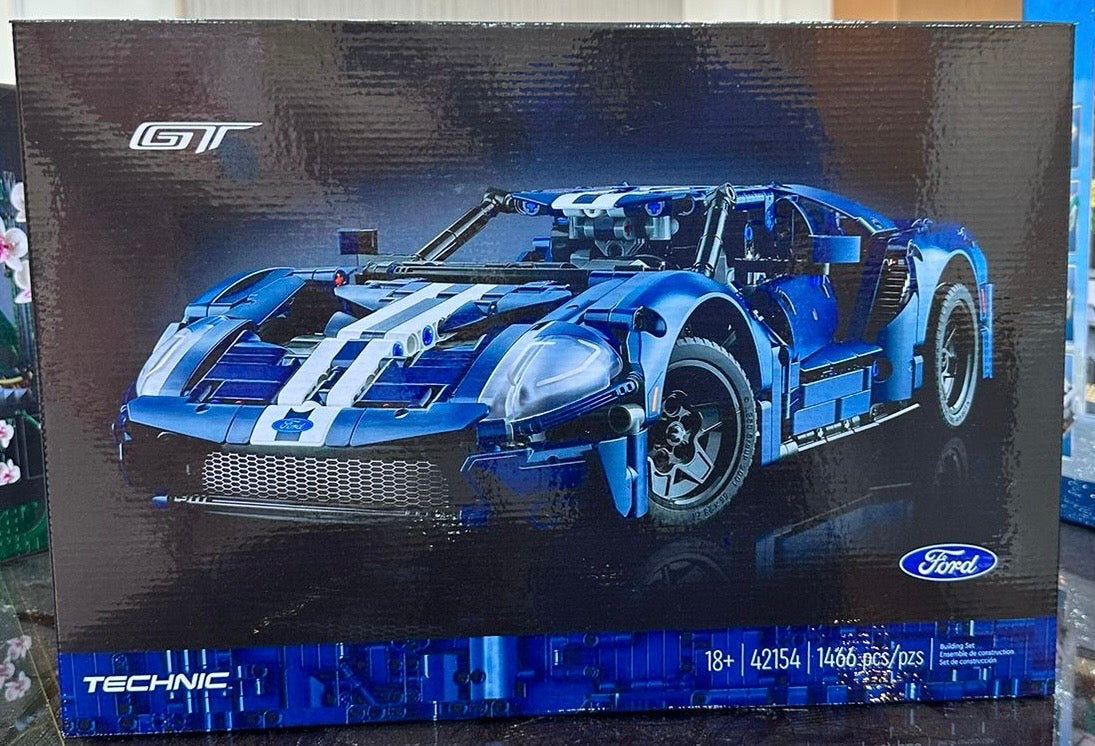 A Ford GT 2022