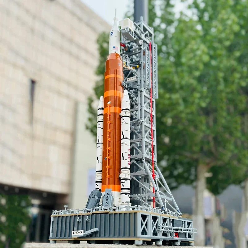 A  . Artemis Space Launch System Rocket Building Blocks Construction Bricks ل ي ج و