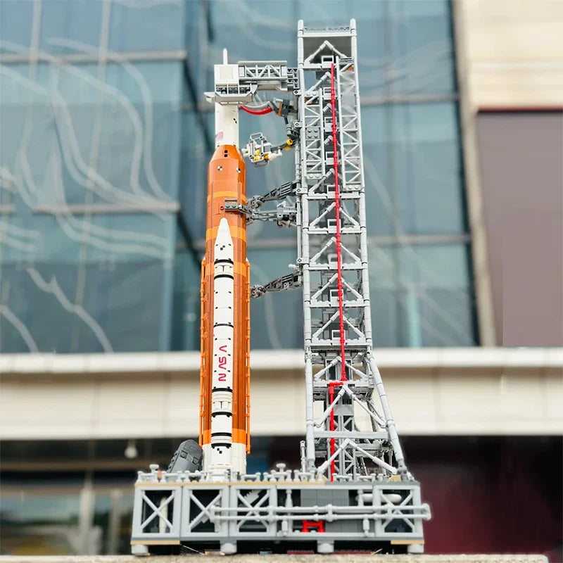 A  . Artemis Space Launch System Rocket Building Blocks Construction Bricks ل ي ج و